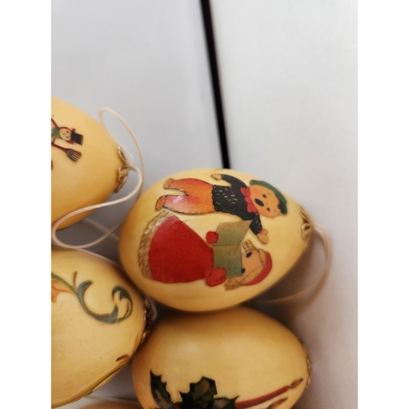 (6) Vtg Christmas Ornament Set REAL BLOWN EGG 1950s Decoupage Holiday Santa Snow - Picture 6 of 16